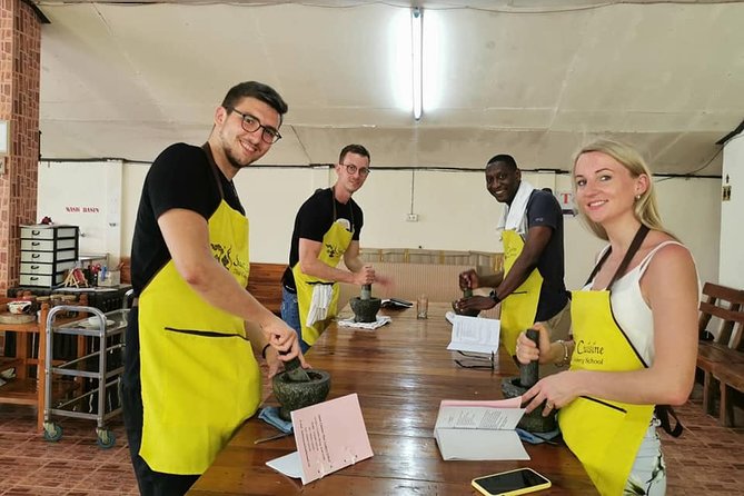 Siam Cuisine Thai Cookery School Krabi - Group size and attention: small enough to matter