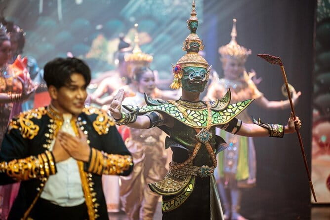 Siam Fantasy Show and Sunset Royal Galaxy Cruise from Bangkok - Entering the night: why the 5:15 pm timing works
