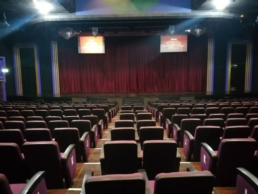 Simon Cabaret Phuket Show Included Tickets and Transfer - After the curtain: the 100 baht photo moment and then your choices