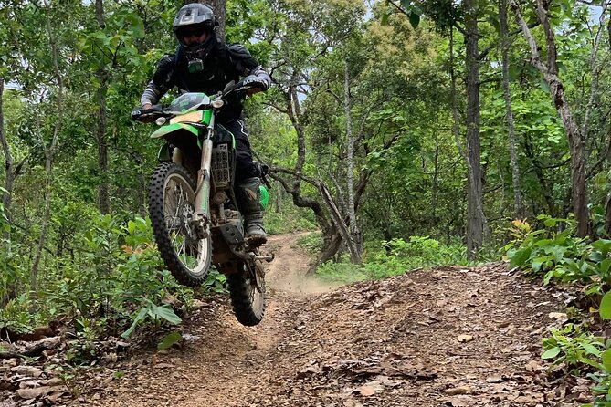Single Day Enduro Tour - The bike choice and safety briefing: why it matters on dirt