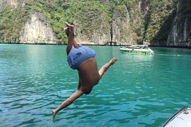 Small Group Bioluminescent Canoe&Twilight Adventure Phang Nga Bay - James Bond Island and dinner: a famous movie stop with real sunset payoff