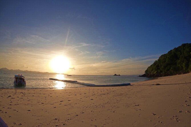 Small Group Phi Phi Islands Sunrise Tour with Seaview Lunch - Stop 2: Morning at Koh Khai Nai for breakfast and calm water time