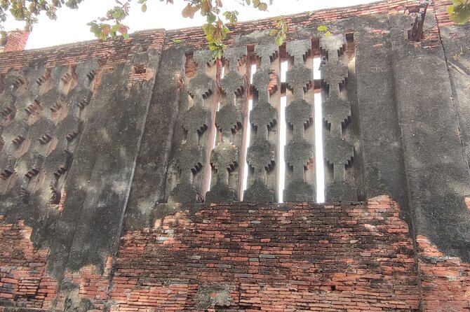 Small Group Tour to Ayutthaya Temples from Bangkok with Lunch - Wat Lokayasutharam: the reclining Buddha stop that starts strong