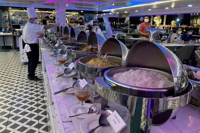 Smile Dinner Cruise Experience: Dining & Live Entertainment - Drinks and budget: how to avoid the surprise master bill