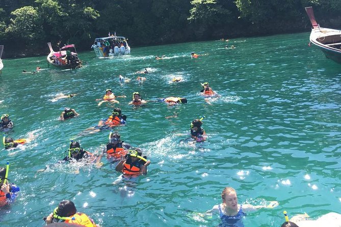 Snorkeling and Sunset to Krabi 7 Islands by Longtail Boat + Buffet BBQ Dinner - Sunset BBQ dinner: where the evening tempo changes