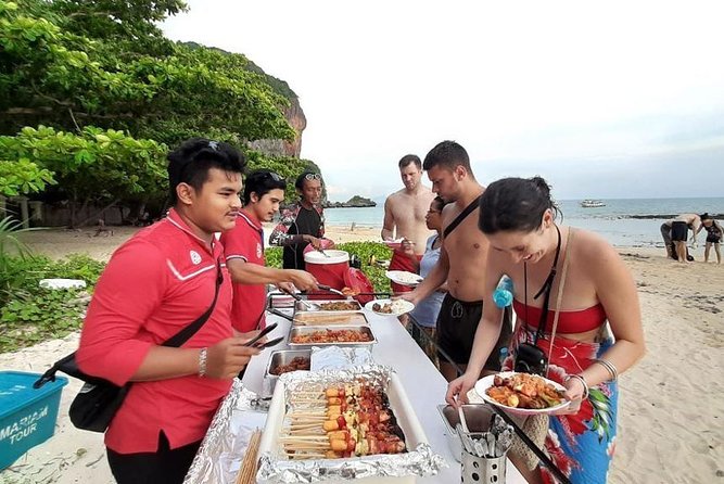 Snorkeling to Krabi 7 Islands Tour by Speedboat Including Sunset BBQ Dinner - Small Group Size: Why It Matters on a Boat