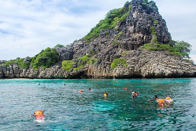 Snorkeling Tour to Rok and Haa Island From Krabi - Crowd Reality on a Speedboat: What to Expect and How to Handle It