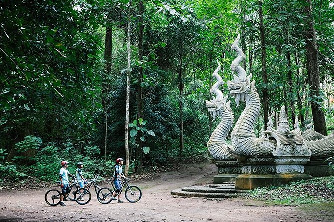 Stairway to Heaven Trail Mountain Biking Tour Chiang Mai - Quick hits before you climb