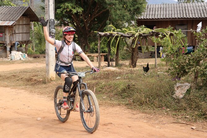 Stairway to Heaven Trail Mountain Biking Tour Chiang Mai - Forest singletrack and jungle speed on the way down