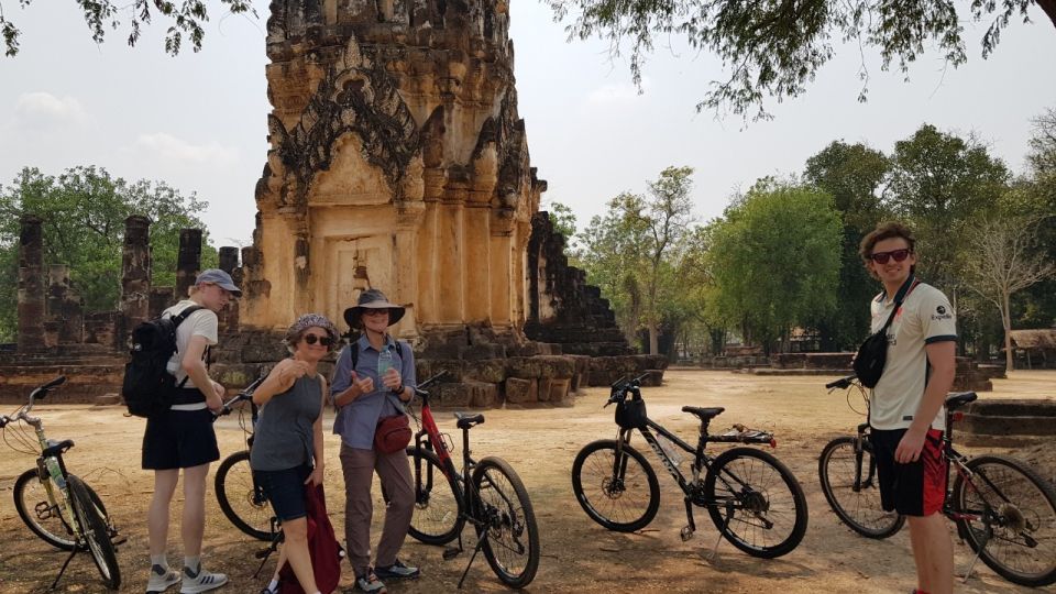 Sukhothai: Full-Day Historical Park Cycling Tour with Lunch - Should you book this Sukhothai historical park cycling tour?