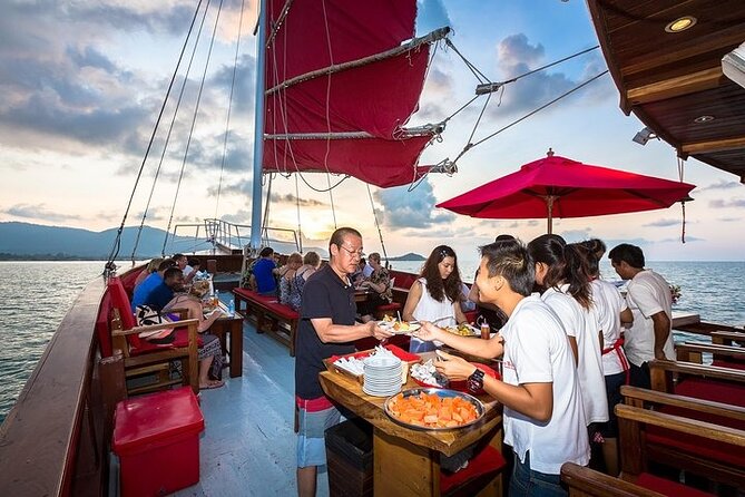 Sunset Dinner Cruise - Onboard the wooden sailing yacht: comfort, character, and space
