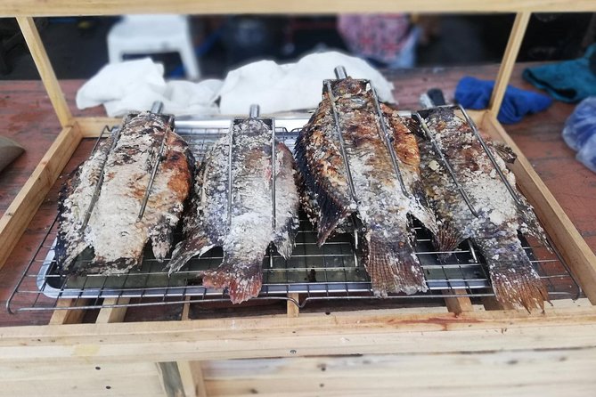 Sunset Local Eats Food Tour in Hua Hin - Stop 1 (4:30 pm start): the fresh-ingredient market lesson