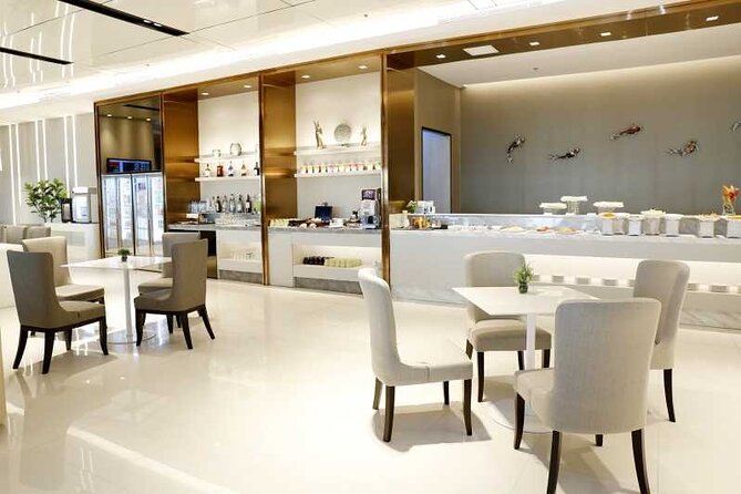 Suvarnabhumi Airport 2-Hour Miracle Lounge Access - Suvarnabhumi Miracle Lounge: what you’re really buying for $48.77
