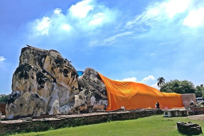 Temples of Ayutthaya Day Tour from Bangkok - Wat Chaiwatthanaram: the west-bank icon you’ll want to linger at