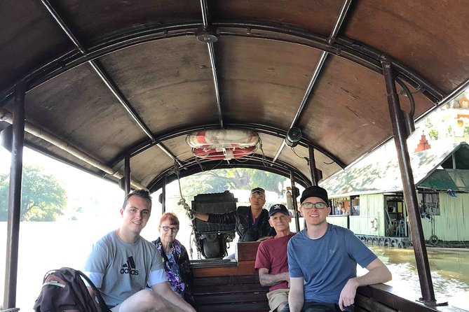 Temples Tour with Private Cruise - Wat Sri Suphan: The Silver Temple and the Craftsmen Connection