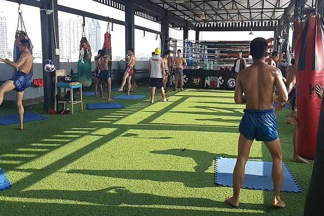 Thai Boxing Lesson, family and Kids Friendly - Entering the Rooftop Camp Vibe at Rod Fai Fah Apartment