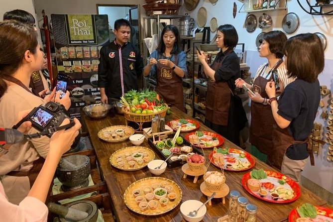 Thai Cooking Class at Tingly Thai Cooking School in Bangkok - Key reasons people love Tingly Thai Cooking School