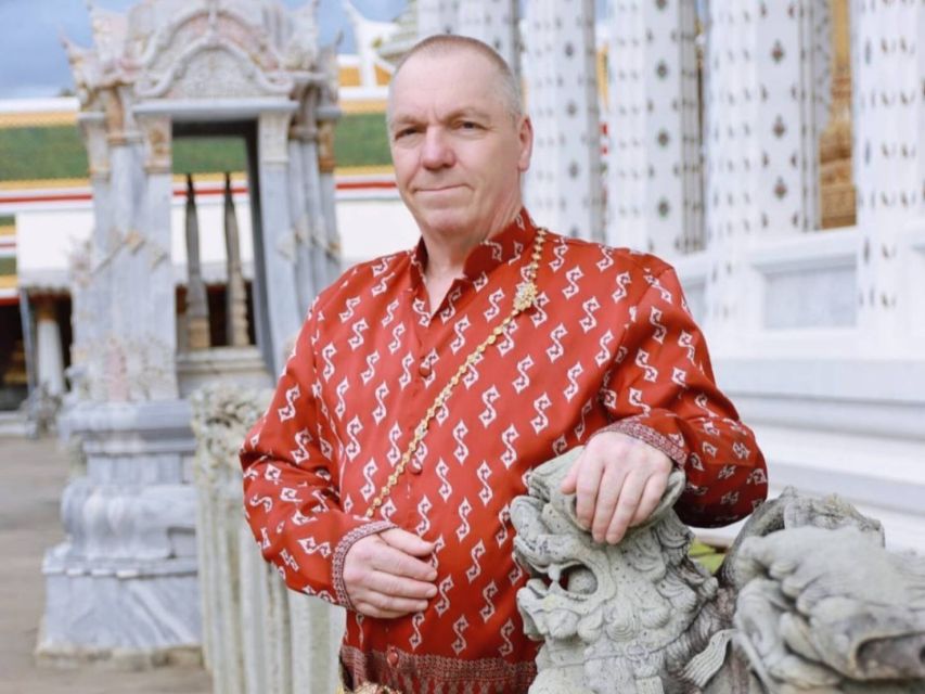 Thai Costume Rental - English, Chinese, Korean Support (and Why It Matters for a Fitting)