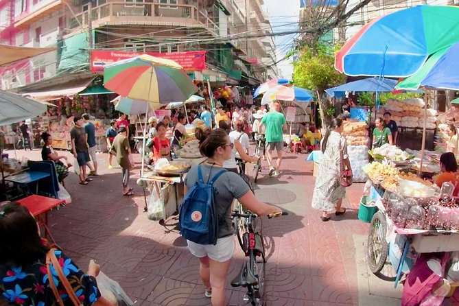 Thai Culture and Local Life 4- Hour Bangkok Bike Tour - Safety and Cycling Skills: Easy-Going, Not Risk-Free