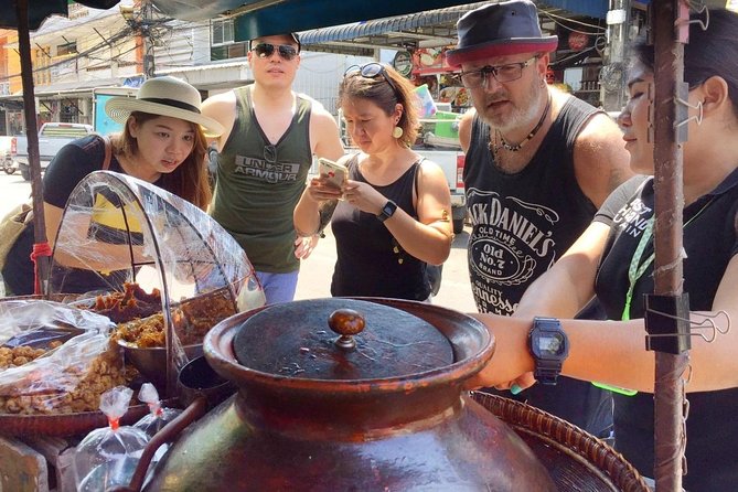 Thai Street Food & Morning Market Walking Tour in Hua Hin - Stop 4: Back streets in old town plus a final restaurant finish