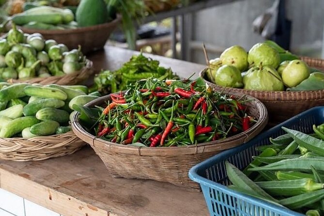 Thai Street Food & Morning Market Walking Tour in Hua Hin - Who should book this tour, and who should skip it