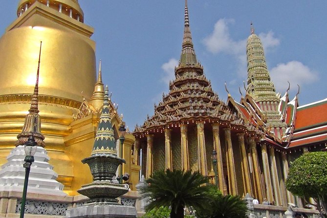Thai Tour Guide : PRIVATE Highlight of Bangkok + Canal Tour + Simple Thai Lunch - Hotel pickup, then public transport: the real-world value of the logistics