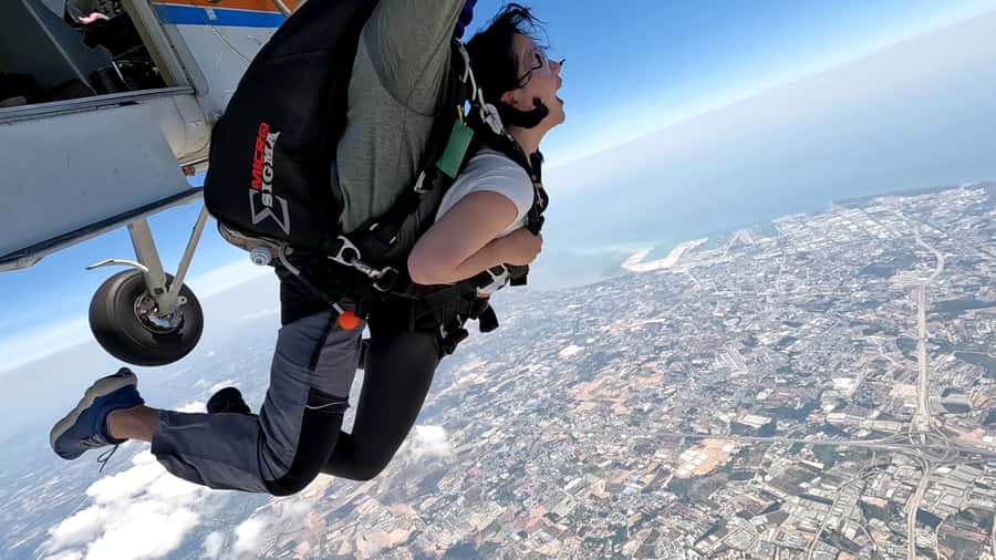 Thailand: Tandem Skydive Over Bangkok & Pattaya - Safety and Who Should Skip It (Plus Two Costs to Budget)