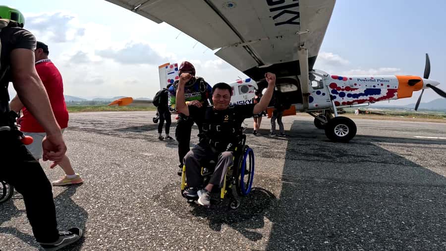 Thailand: Tandem Skydive Over Bangkok & Pattaya - The 4-Hour Flow: Van Ride, Safety Briefing, Waiting Time, and Ascent