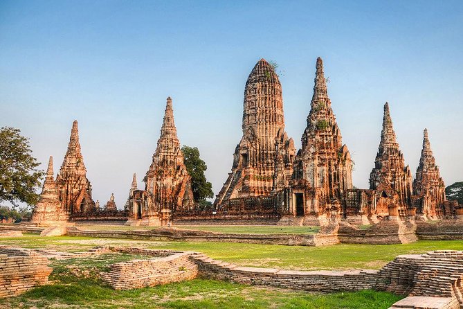 Thailand's Tour: Kanchanaburi, River Kwai, Markets, Lopburi, Ayutthaya - 3 Days - Day 1: Mae Klong train market to Damnoen Saduak canals, then Kanchanaburi’s River Kwai sites