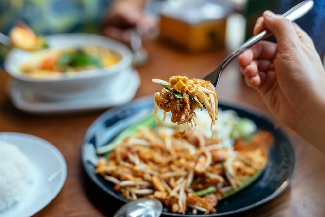 The 10 Tastings of Chiang Mai With Locals: Private Street Food Tour - Your guide’s recommendations: why this tour can improve the rest of your trip