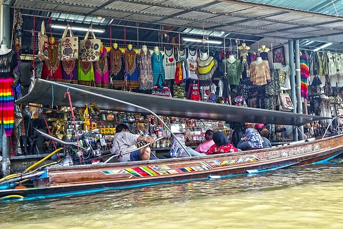 The Damnern Saduak and Phetchaburi from Hua Hin - Longtail boat on the canals: the real Damnoen Saduak feel