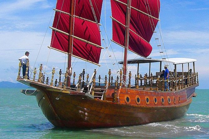 The Red Baron Luxury Yacht Cruise from Koh Samui with Return Transfer - Breakfast, Lunch Buffet, and the Cruise’s Comfortable Pace