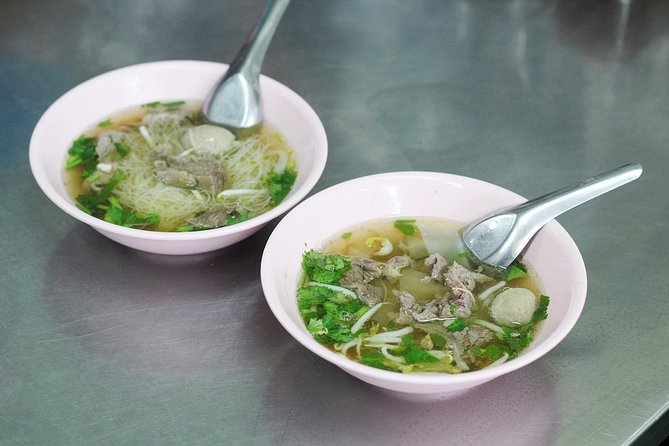 Timeless Thonburi Canal and Food Tour - Long-Tail Boat to Artist House: A Quieter Thonburi Moment