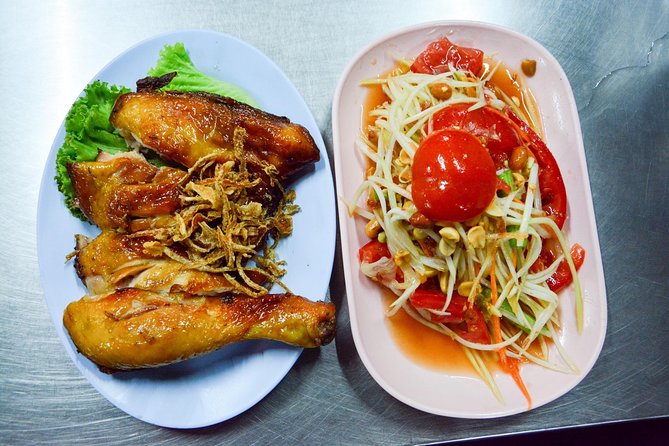 Timeless Thonburi Canal and Food Tour - Roll Noodles, Local Public Truck, and the Trip Toward Wang Lang