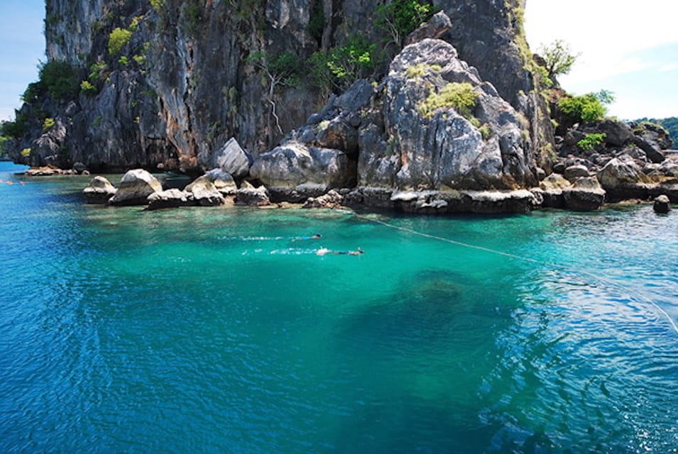 Trang: Full-Day Big Boat Adventure to Kradan & Chueak island - Buffet Lunch on the Boat: Filling Fuel Between Swims
