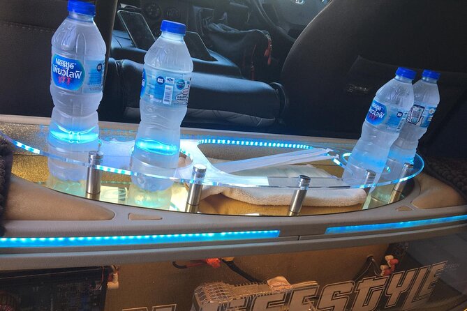 Transfer from Khao Lak Hotel to Phuket Airport - Child seats, bottled water, and family-friendly pickup