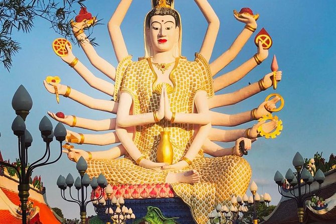 Travstore Original Samui Discovery-Shared Half Day City Tour - Wat Khunaram (Mummified Monk): a 20-minute faith stop with contrast