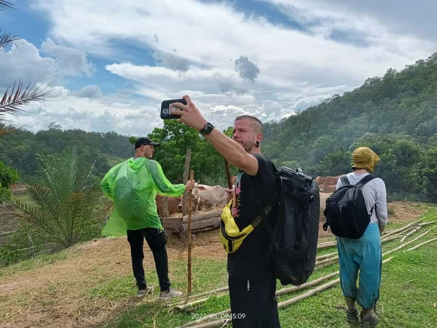 Trekking 2 Days 1 Night+Rice fields+Bamboo Rafting - Trekking Through Rice Paddies and Scenic Views (Day One’s Best Pace)