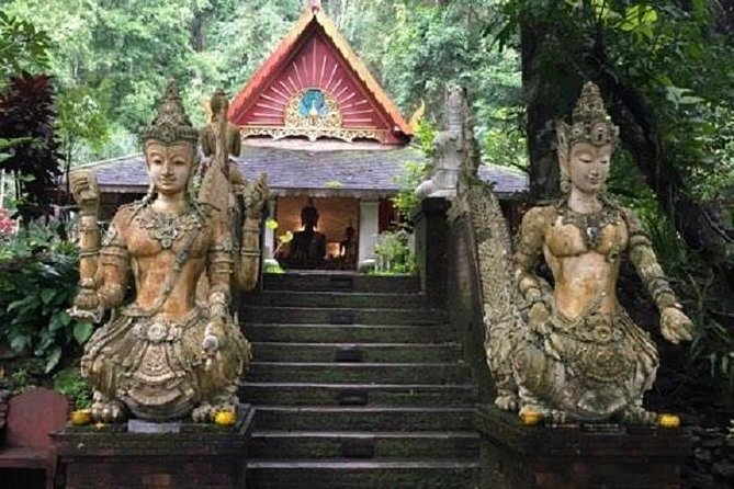 Trekking at the Monk Trail and Doi Suthep Temple Private Tour - Pickup, Timing, and How the Day Flows (Without Chaos)