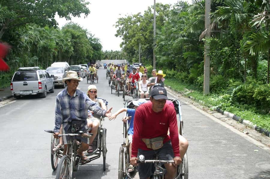 Tuk-Tuk, Longtail-boat and Rickshaw Bangkok jungle Tour - Bang Krachao by samlor: the “green lung” part you’ll remember