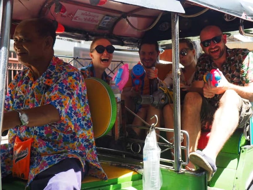 Tuk-Tuk Tales: Bangkok Private Tour - Afternoon Tour: Flower Market, Wat Arun views, rooftop time, and Chinatown street food