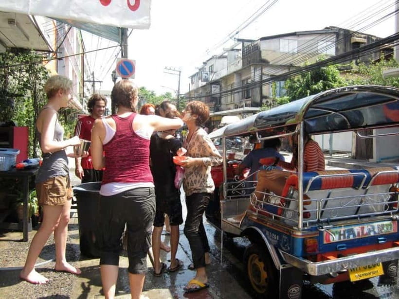 Tuk-Tuk Tales: Bangkok Private Tour - Is it worth $124? Value for a private guide, plus what to watch
