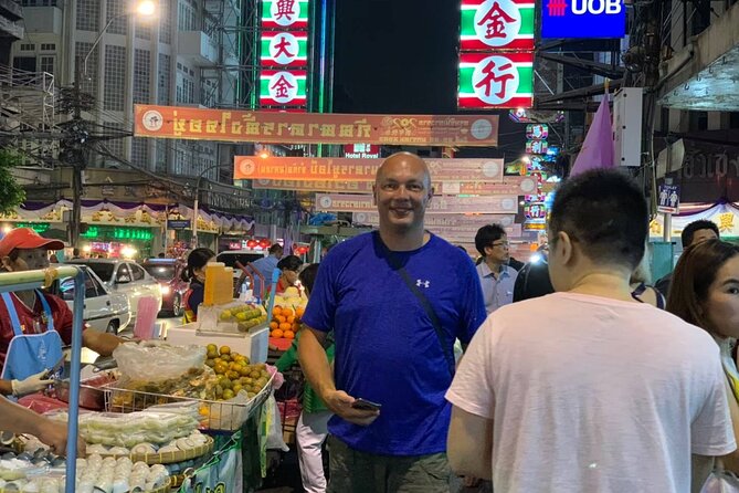 Tuk-tuk tour Bangkok by Night with Chinatown meal and hotel transfers - Chinatown at Night: When the City Changes Its Volume