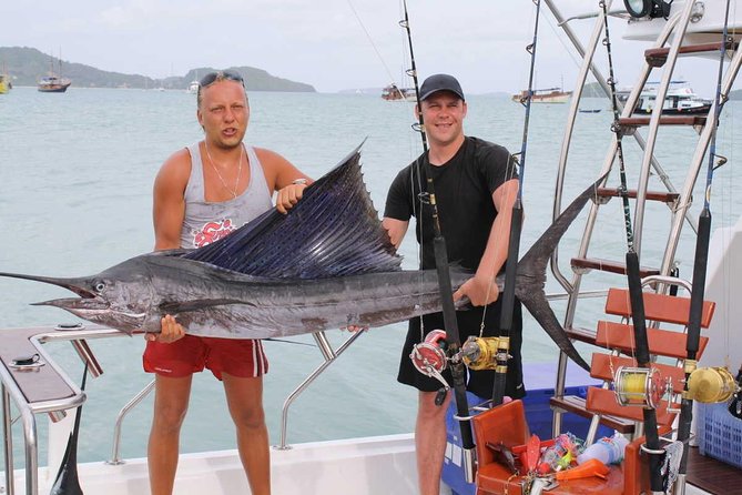 Ultimate Full-Day Big Game Fishing & Trolling Tour - Crew and guide energy: why teamwork can matter more than the catch