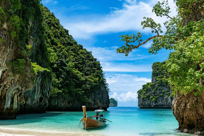 VIP Private Boat to Phi Phi Island: Snorkeling + Land Tour - Snorkeling With Turtles: Gear Included, but Use the Time Wisely