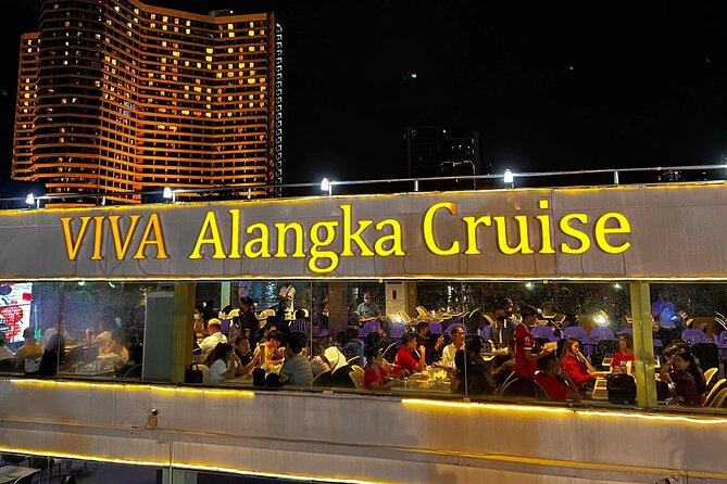 VIVA Alangka River Cruise: Dining & Cabaret Delight - The Buffet Spread: Thai, International, and Seafood That Actually Feels Like Dinner