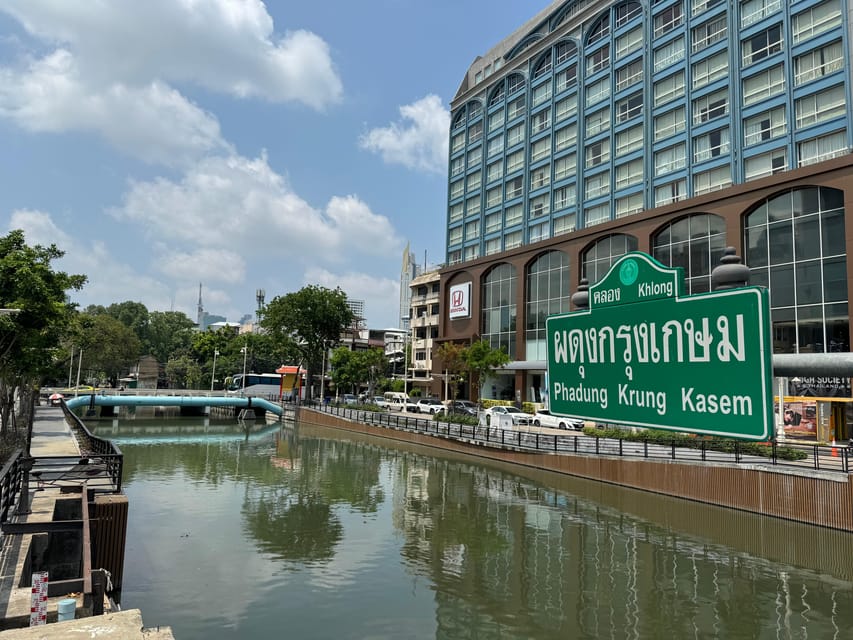 Walking Tour in Bangkok - Temples, Church, and Mosque: One Day of Faith Across Bangkok