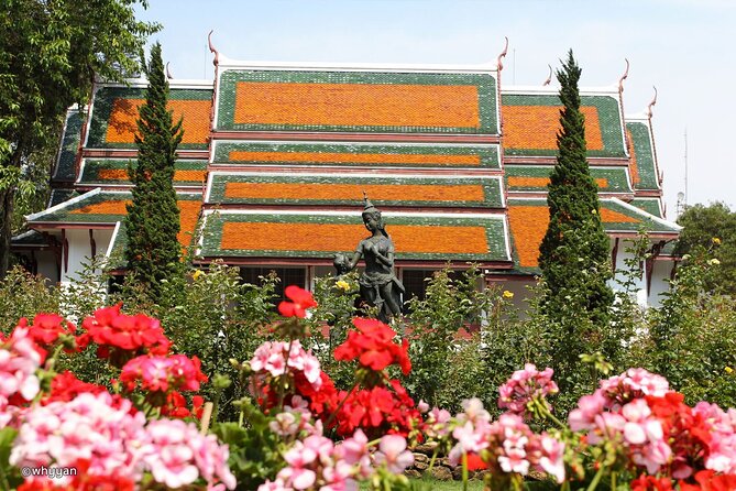 Wat Phra That Doi Suthep & Hmong Village Half Day Tour From Chiang Mai - Wat Phra That Doi Suthep: what you’ll actually do up on the hill