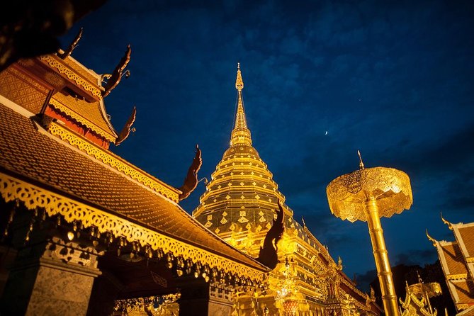 Wat Umong and Doi Suthep Temples Evening Tour - Wat Phra That Doi Suthep: the 309 steps, the prayers, and the view from the top