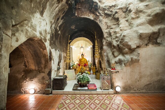 Wat Umong and Doi Suthep Temples Evening Tour - Practical tips to get more out of it
